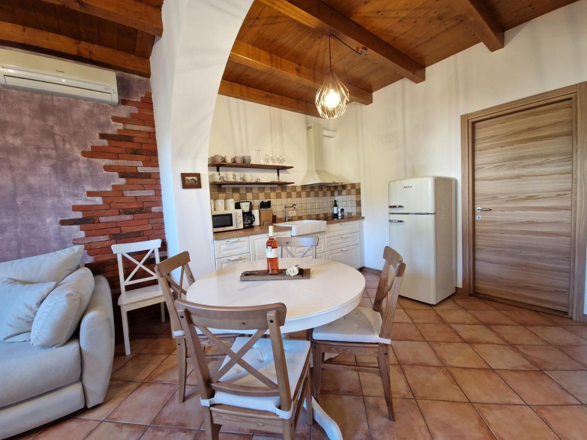 Wine & Apartment Vinales Koper Exteriér fotografie